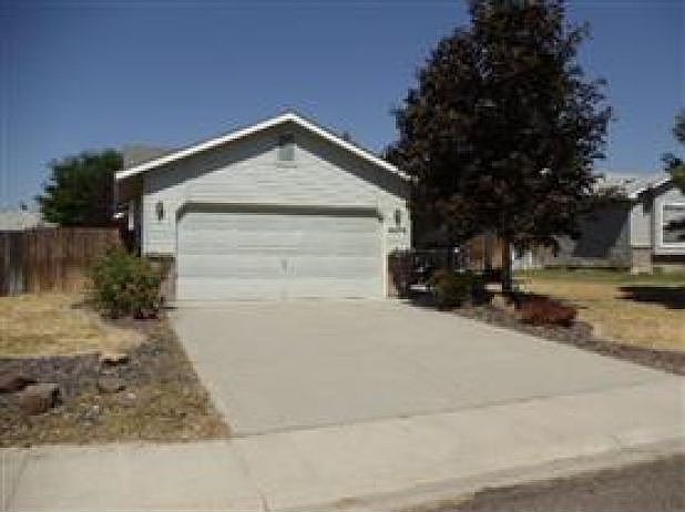 2nd image of 4647 E Narcissus Ct