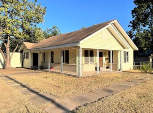 701 S 10th Ave, Teague, TX 75860