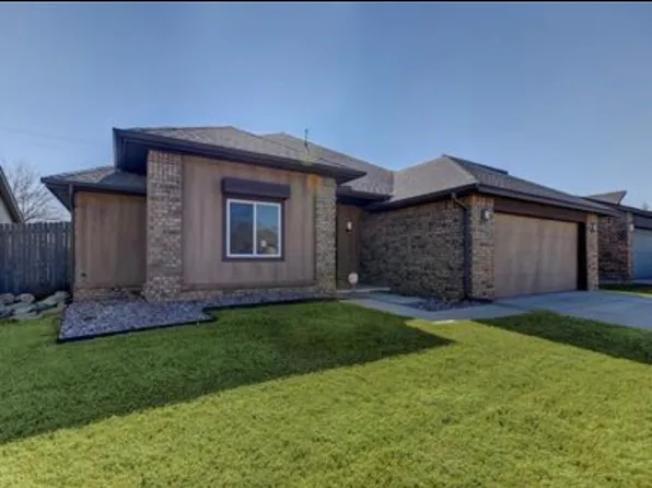 2204 NW 172nd St, Edmond, OK 73012