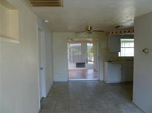 5th image of 1051 Dartmouth Dr
