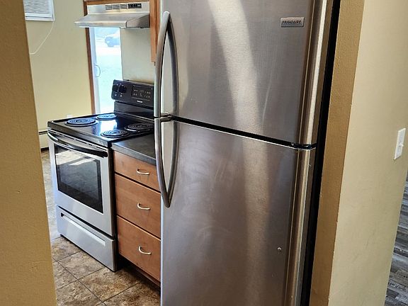 3rd image of 800 6th St S Unit 2-1
