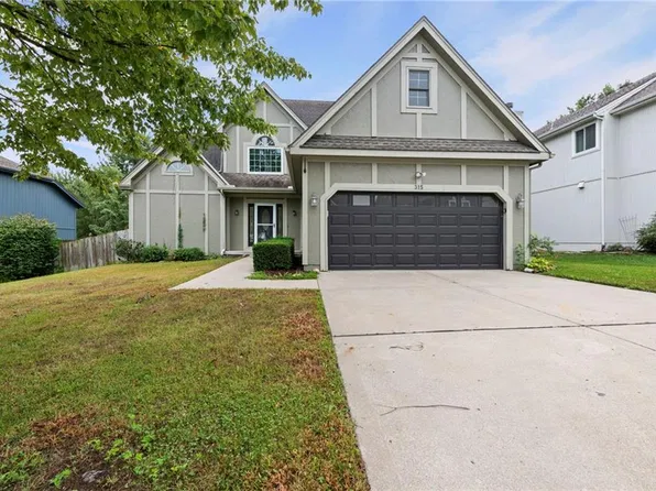 315 Shannon Ave, Smithville, MO 64089