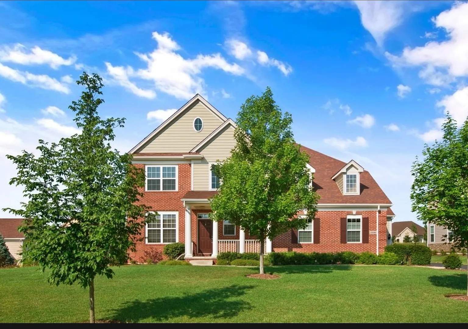 5 bed, 6.0 bath, 3920 sqft, $6,990 — Photo 1