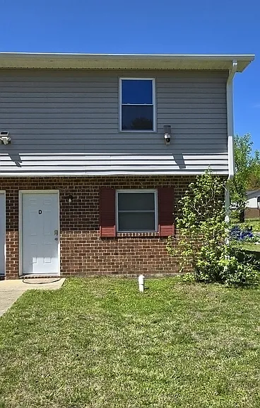 4215 Thames Ave #C-1 — Photo 2