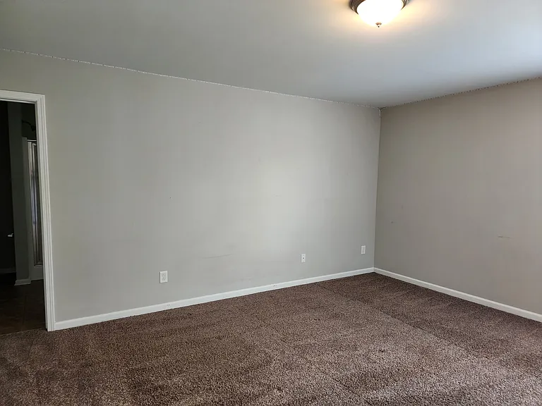 3907 Caldwell Ridge Pkwy — Photo 10