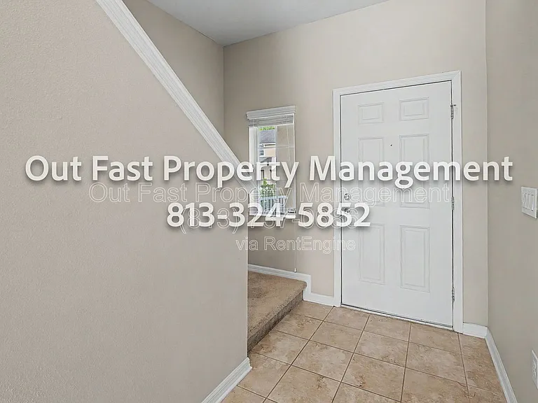 6919 Holly Heath Dr — Photo 18