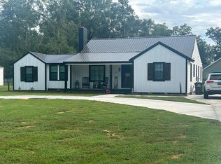 1525 W Carolina Ave, Hartsville, SC 29550