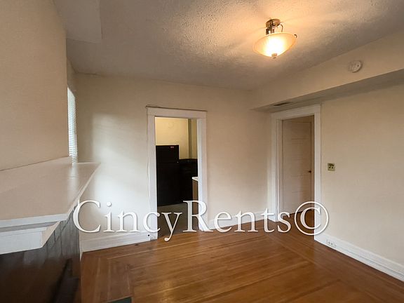5th image of 3138 Bishop St APT 5