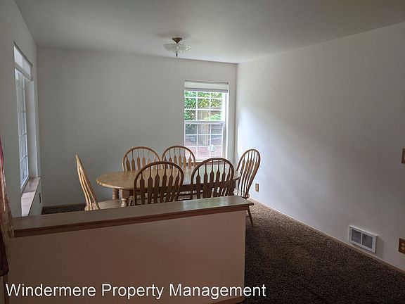5th image of 19823 Irwin Ave NE