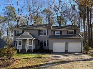 110 Duff Dr, Yorktown, VA 23692