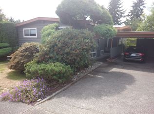 8653 Fauntlee Crst SW, Seattle, WA 98136