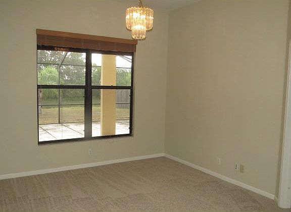 4th image of 364 SW Dagget Ave