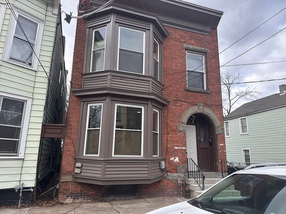 1st image of 401 10th St #1