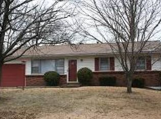 1539 Reale Ave, Saint Louis, MO 63138
