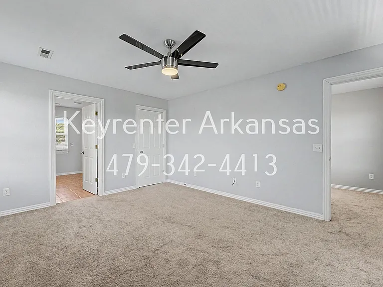 3705 SW Hansom Loop — Photo 12