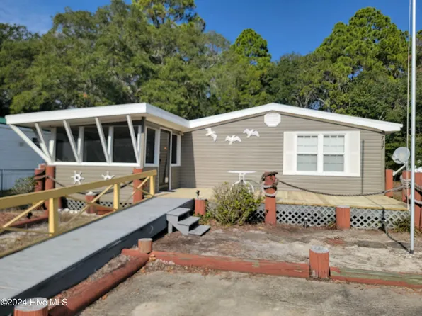 717 Live Oak Drive, Sunset Beach, NC 28468