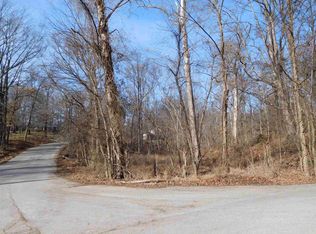 14400 Honeysuckle Dr, Evansville, IN 47725