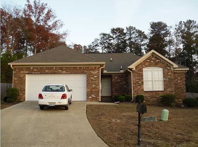 1st image of 4049 Macon Cir