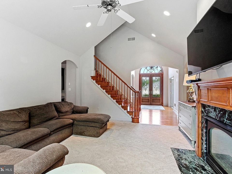 1135 Sarazen Way, York, PA 17404 Zillow