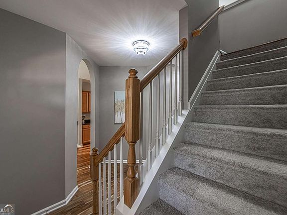 5th image of 2657 Cedar Dr
