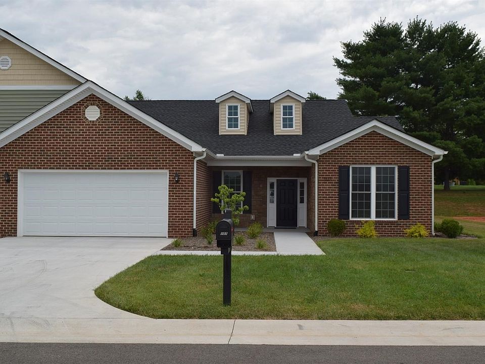 1st image of 0 Villa Oak Lot 9B
