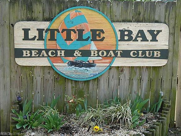 2nd image of 839 Little Bay Ave #11