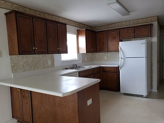 5th image of 1742 Deer Chase Ln