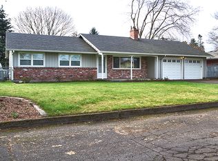 907 NW 50th St, Vancouver, WA 98663