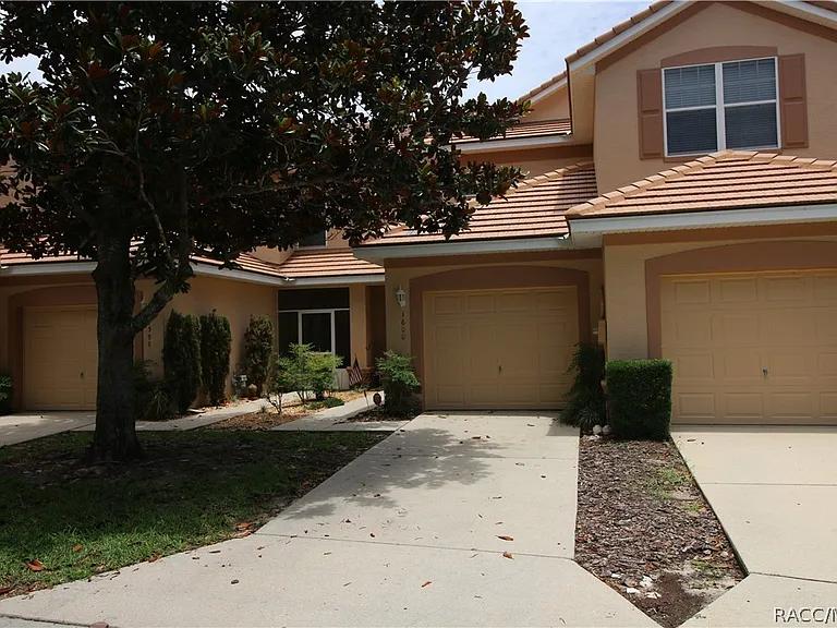 1600 W Spring Meadow Loop — Photo 2
