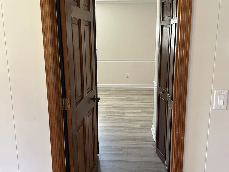 2801 Longfellow Ct SW — Photo 9