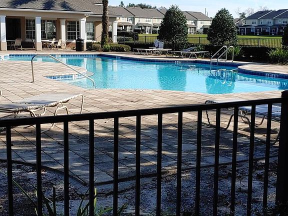4th image of 6392 Autumn Berry Cir