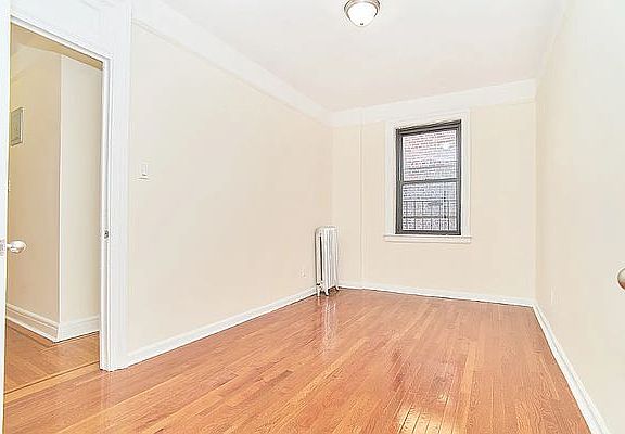 5th image of 735 W 172nd St APT B36