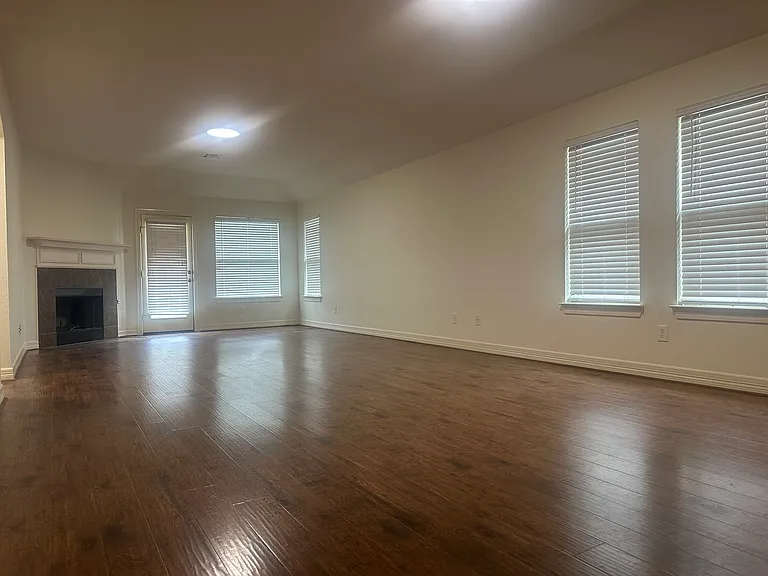 4717 Worchester Ln — Photo 22
