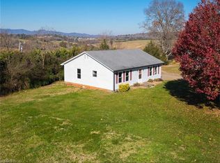 733 Jenkins Valley Rd, Alexander, NC 28701