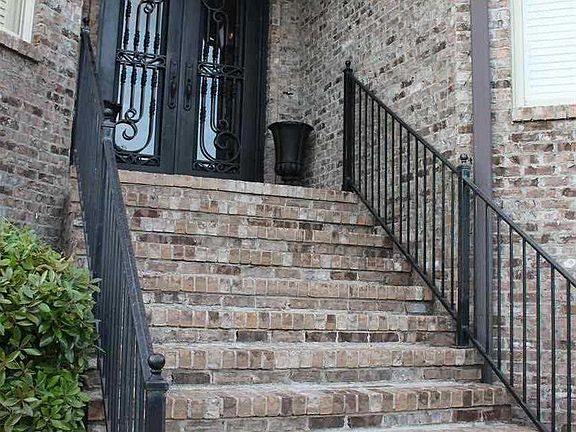 2nd image of 4294 Lexie Cir