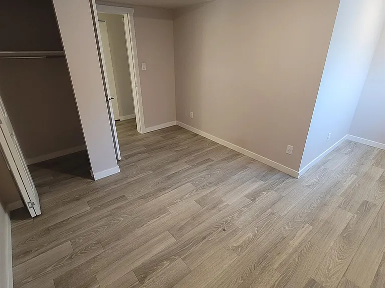15924 Buena Vista Ave #LOWER — Photo 10
