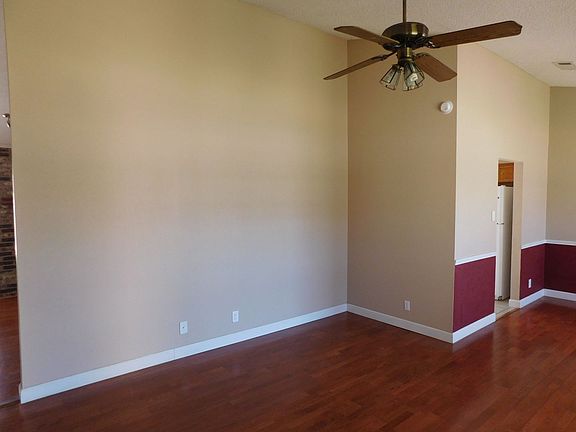 3rd image of 4802 Bramblewood Dr
