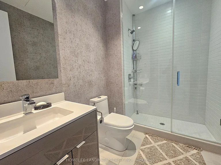 7 Grenville St #6011 — Photo 6