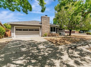 1390 Pointe Claire Dr, Sunnyvale, CA 94087