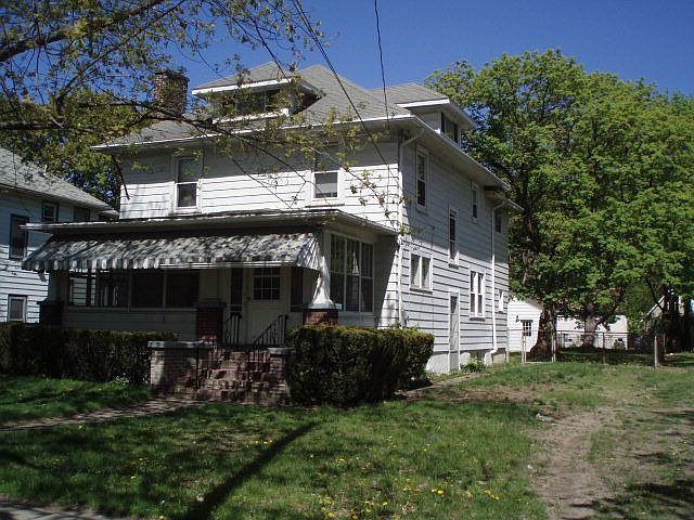 1st image of 1310 Lake St