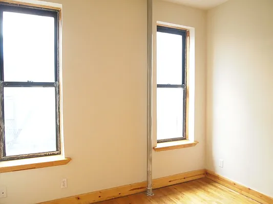 Rented by Bohemia Realty Group | media 14