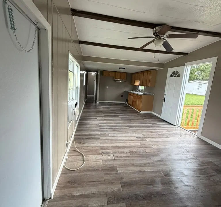 4331 Lake Buffum Rd #28