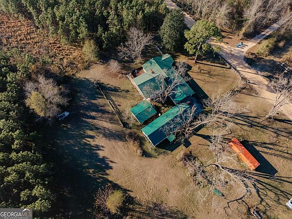 5th image of 858 Hoke Ogden Rd