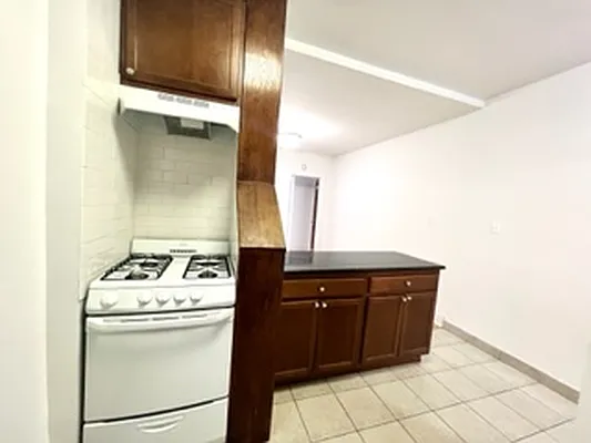 Rented by Axxess Realty Group | media 22