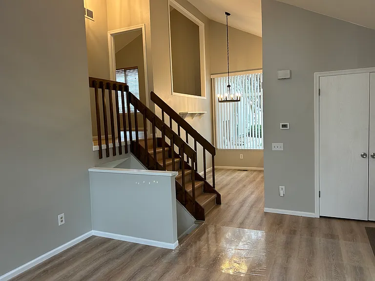 3722 S Danube Cir — Photo 5