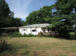 11 S Barbie St, Emporia, KS 66801