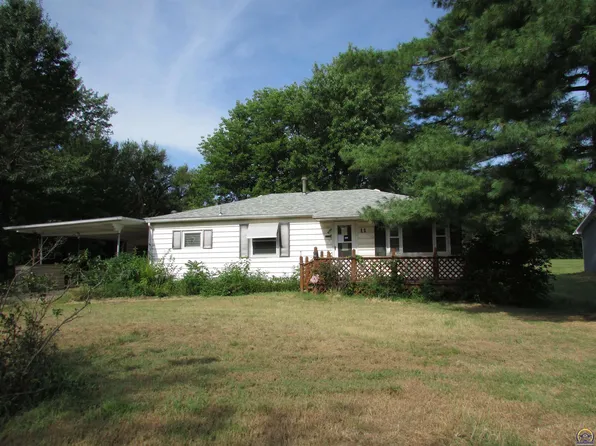 11 S Barbie St, Emporia, KS 66801