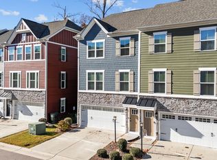 922 Parley Pl, Chesapeake, VA 23323
