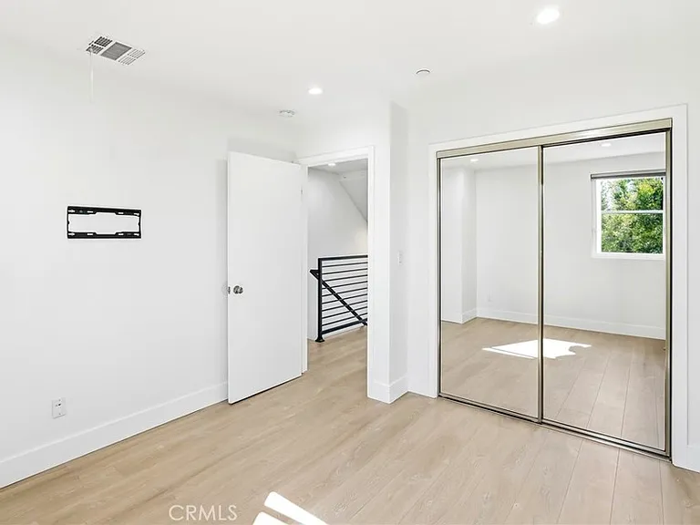 4455 Colfax Ave — Photo 12