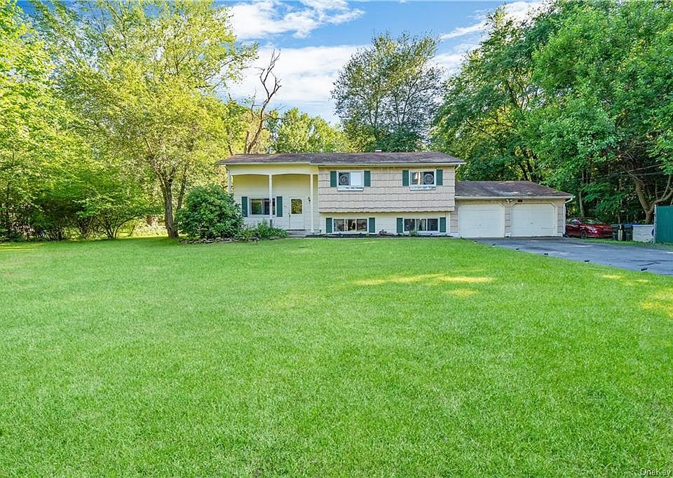 1st image of 311 Lake Shore Dr